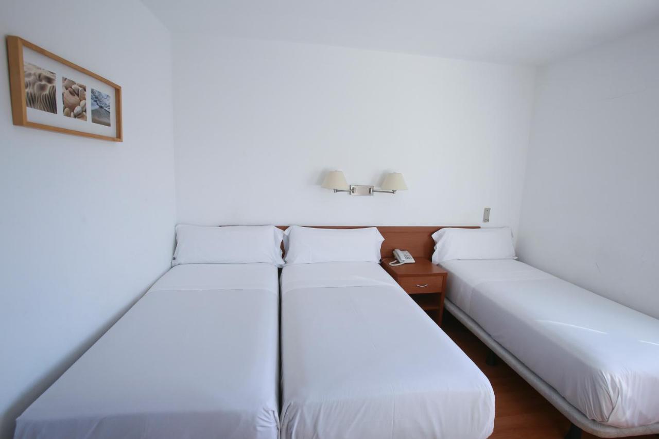 Gatell Hotel Vilanova i la Geltru Exterior photo